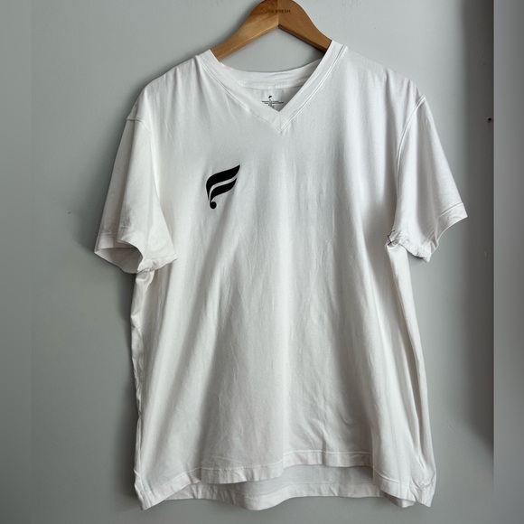 Fabletics x Kevin Hart Graphic V-Neck T-Shirt Stretch Short Sleeve Soft XL Men - Picture 2 of 5